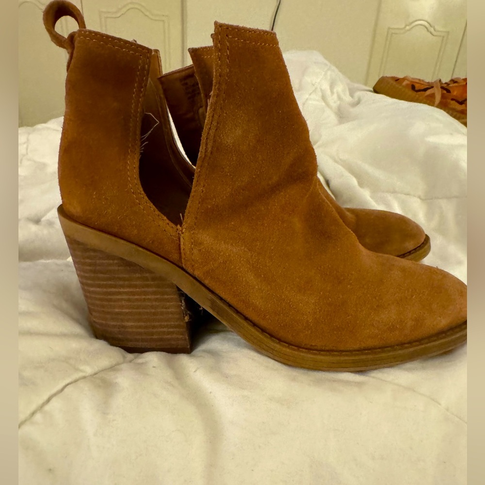 Steve Madden, brown boots, women’s size 10